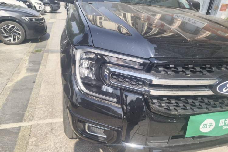 Used Ford Ranger 2023 Trailblazer 4x4 Automatic Version – Gasoline Right Front Headlight