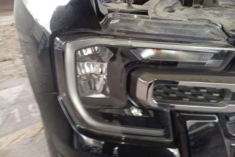 Used Ford Ranger 2023 Trailblazer 4x4 Automatic Version – Gasoline Right Front Headlight
