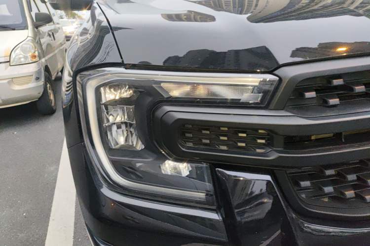 Used Ford Ranger 2023 Shanlin 4x4 Automatic Version Gasoline Right Front Headlight