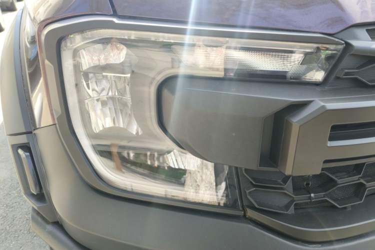 Used Ford Ranger 2023 Trailblazer 4x4 Automatic Off-Road Version – Gasoline Right Front Headlight