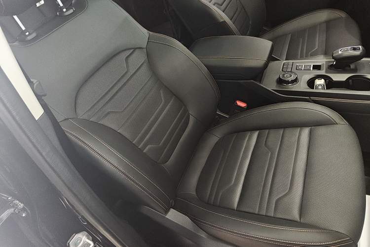 Used Ford Ranger 2023 Trailblazer 4x4 Automatic Version – Gasoline Right Front Seat
