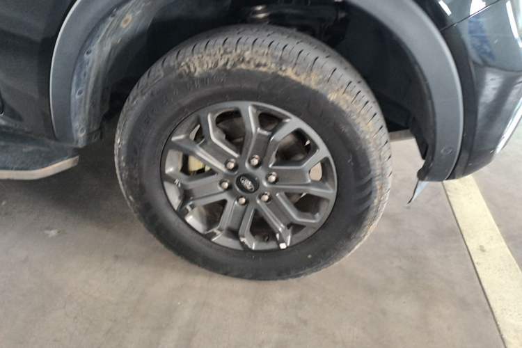 Used Ford Ranger 2023 Wild Terrain 4x4 Automatic Diesel Right Front Wheel Hub