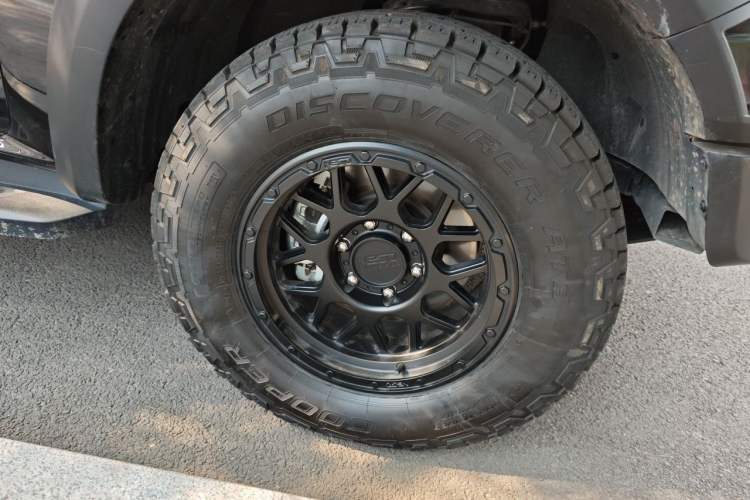 Used Ford Ranger 2023 Trailblazer 4x4 Automatic Version – Gasoline Right Front Wheel Hub