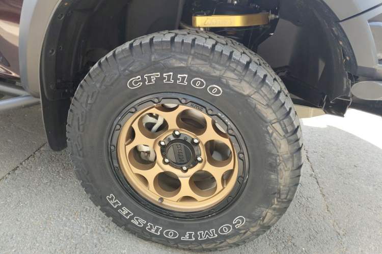 Used Ford Ranger 2023 Trailblazer 4x4 Automatic Off-Road Version – Gasoline Right Front Wheel Hub