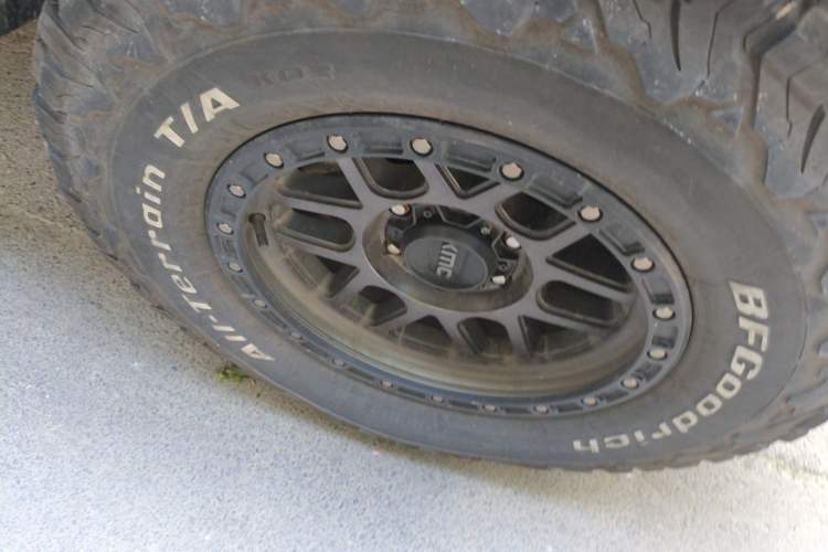 Used Ford Ranger 2023 Trailblazer 4x4 Automatic Version – Gasoline Right Front Wheel Hub
