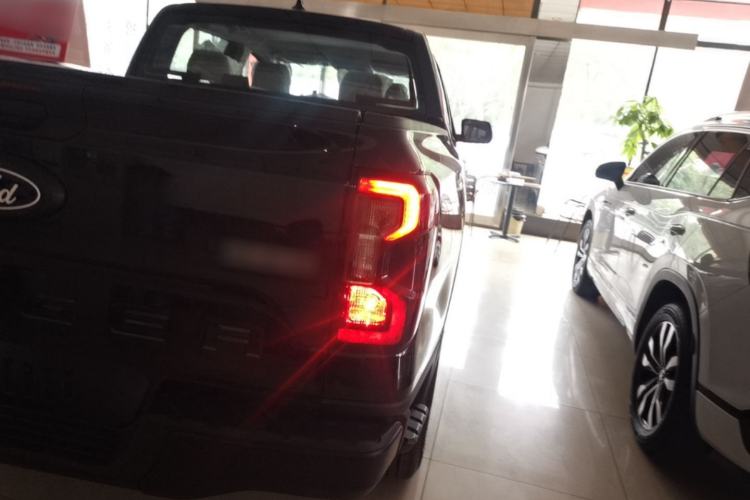 Used Ford Ranger 2023 Shanlin 4x4 Automatic Diesel Right Rear Taillight