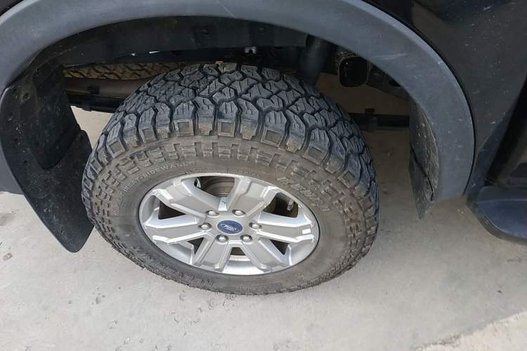 Used Ford Ranger 2023 Shanlin 4x4 Automatic Version Gasoline Right Rear Wheel Hub