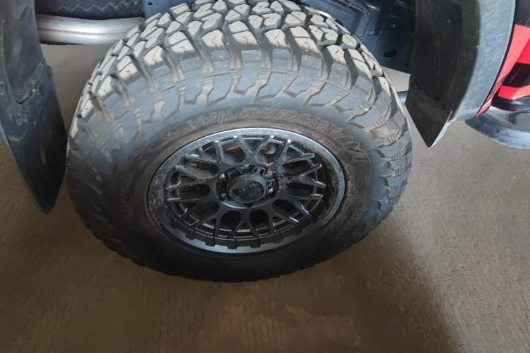 Used Ford Ranger 2023 1st Edition Diesel Right Rear Wheel Hub