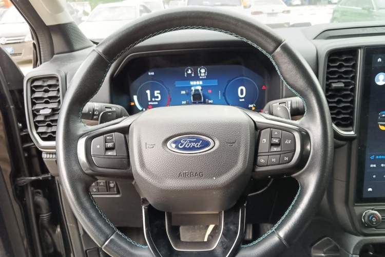 Used Ford Ranger 2023 Shanlin 4x4 Automatic Version Gasoline Steering Wheel