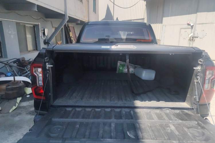 Used Ford Ranger 2023 Shanlin Two-Wheel Drive Automatic Diesel Trunk