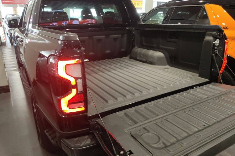 Used Ford Ranger 2023 Wild Terrain 4x4 Automatic Version Gasoline Trunk