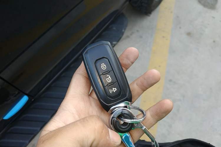 Used Ford Ranger 2023 Shanlin 4x4 Automatic Version Gasoline Vehicle Key