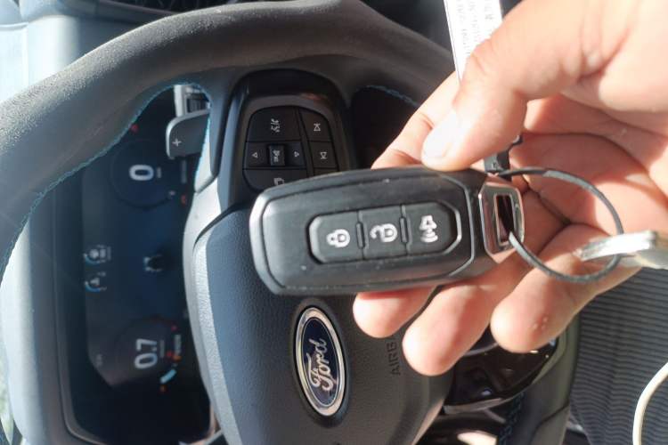 Used Ford Ranger 2023 Shanlin 4x4 Automatic Version Gasoline Vehicle Key