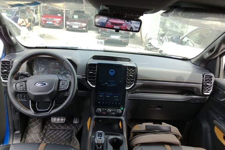 Used Ford Ranger 2023 1st Edition Gasoline Model Center Console
