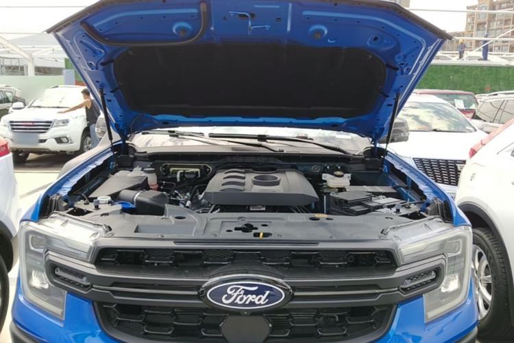 Used Ford Ranger 2023 1st Edition Gasoline Model Engine Bay