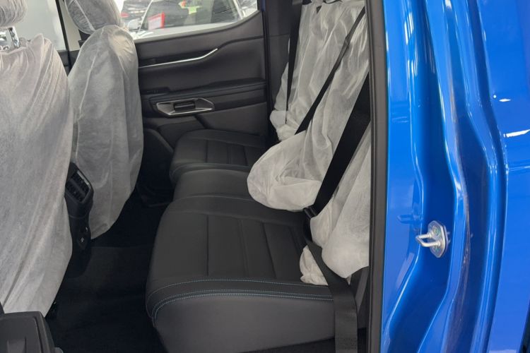 Used Ford Ranger 2023 Shanlin 4x4 Automatic Version Gasoline Interior 1