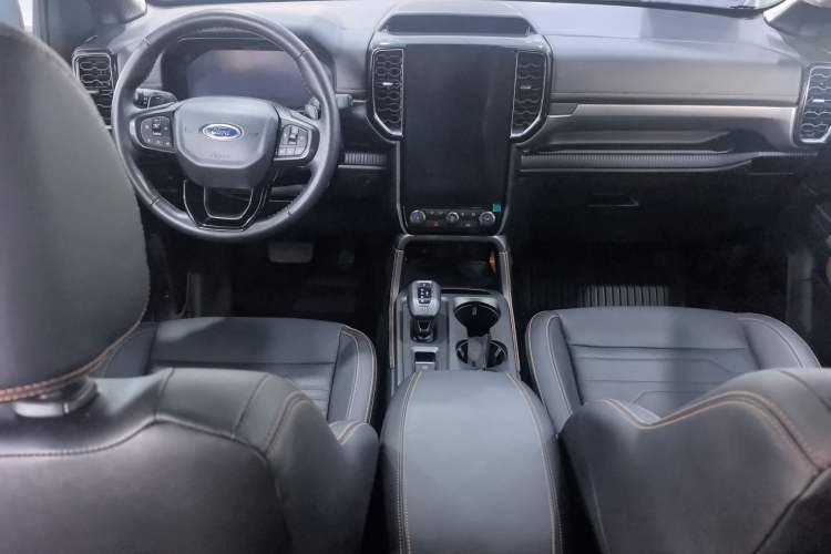 Used Ford Ranger 2023 Trailblazer 4x4 Automatic Diesel Interior 3