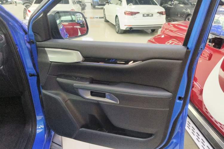 Used Ford Ranger 2023 Shanlin 4x4 Automatic Version Gasoline Interior 5