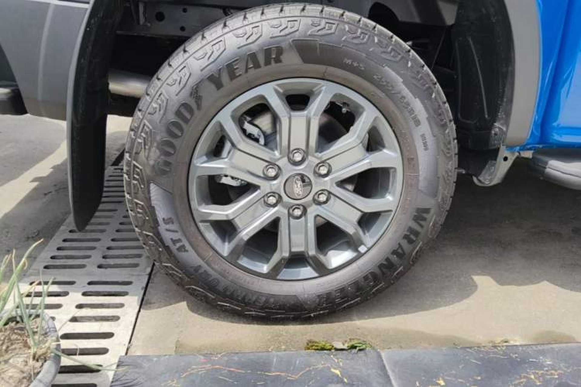 Used Ford Ranger 2023 1st Edition Gasoline Model Right Rear Wheel Hub