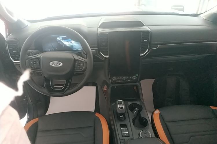 Used Ford Ranger 2023 Trailblazer 4x4 Automatic Diesel Center Console