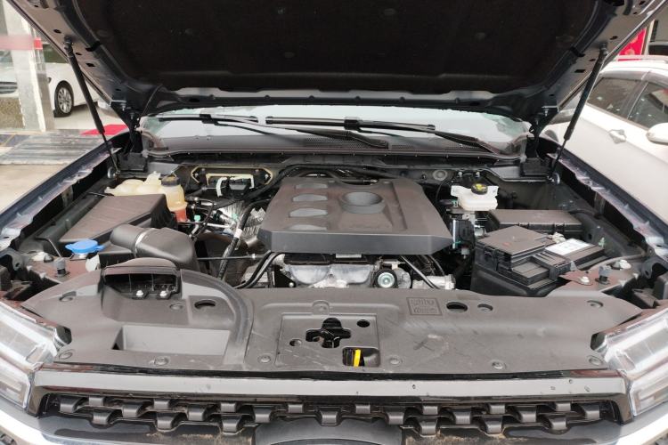 Used Ford Ranger 2023 Trailblazer 4x4 Automatic Version – Gasoline Engine Bay
