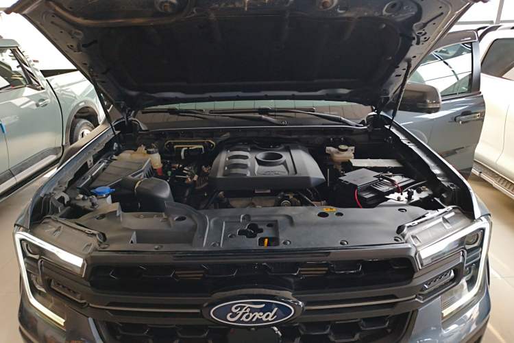 Used Ford Ranger 2023 Wild Terrain 4x4 Automatic Version Gasoline Engine Bay