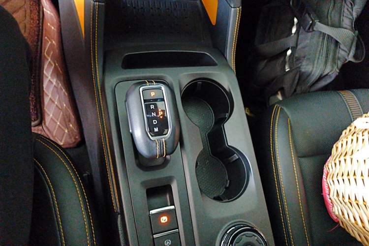 Used Ford Ranger 2023 Wild Terrain 4x4 Automatic Version Gasoline Gear Lever