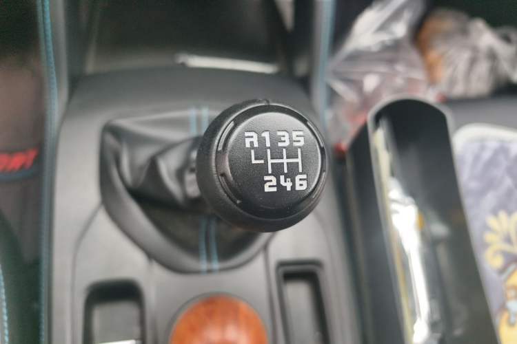 Used Ford Ranger 2023 Shanlin Two-Wheel Drive Manual Gasoline Model Gear Lever