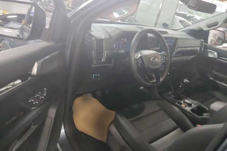 Used Ford Ranger 2023 Shanlin 4x4 Manual Transmission Gasoline Model Interior 3