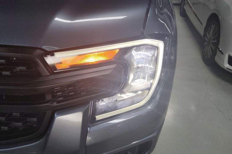 Used Ford Ranger 2023 Shanlin 4x4 Manual Transmission Gasoline Model Left Front Headlight
