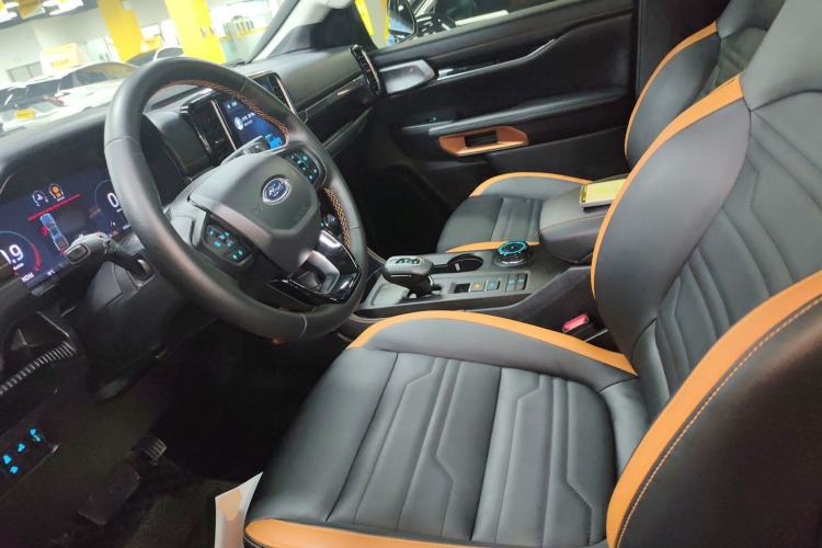 Used Ford Ranger 2023 Trailblazer 4x4 Automatic Off-Road Version – Gasoline Left Front Seat