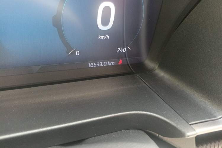 Used Ford Ranger 2023 Shanlin 4x4 Manual Transmission Gasoline Model Odometer Close Up