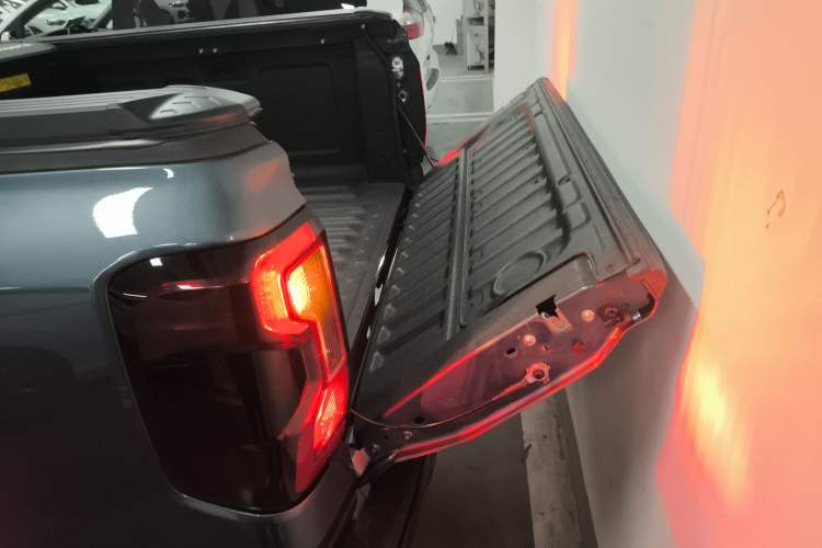 Used Ford Ranger 2023 Trailblazer 4x4 Automatic Version – Gasoline Trunk