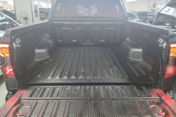 Used Ford Ranger 2023 Shanlin 4x4 Manual Transmission Gasoline Model Trunk