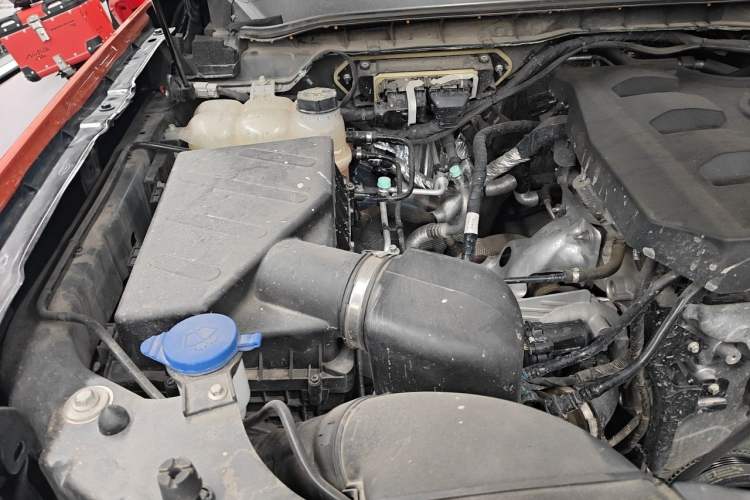 Used Ford Ranger 2023 Trailblazer 4x4 Automatic Version – Gasoline Engine Bay Right