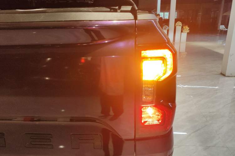 Used Ford Ranger 2023 Trailblazer 4x4 Automatic Version – Gasoline Exterior 3