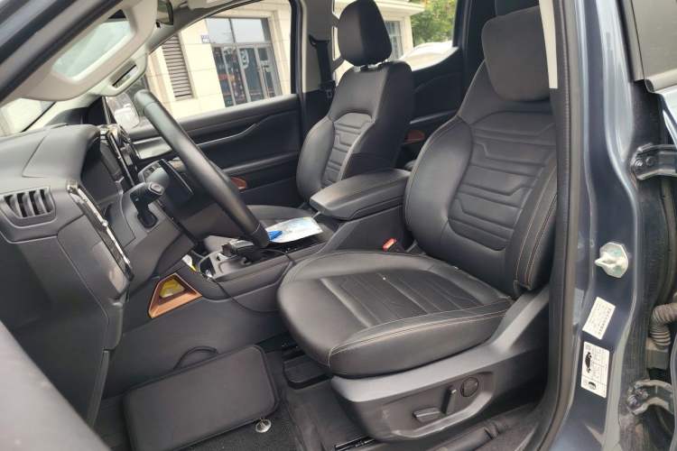 Used Ford Ranger 2023 Trailblazer 4x4 Automatic Version – Gasoline Left Front Seat
