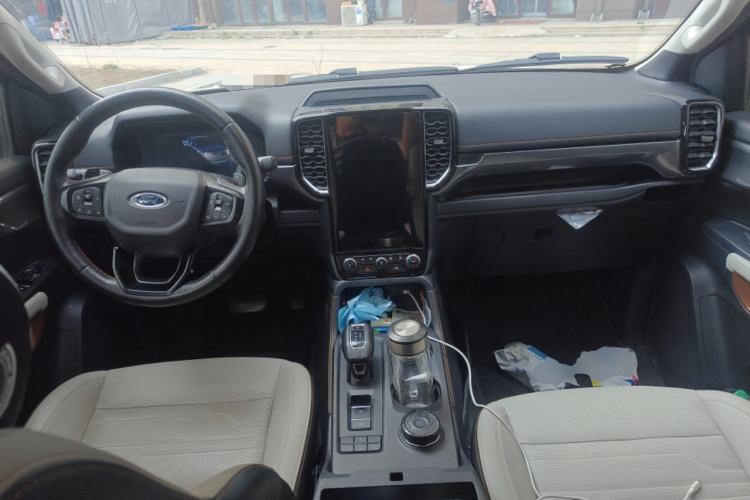 Used Ford Ranger 2023 Trailblazer 4x4 Automatic Off-Road Version – Gasoline Center Console