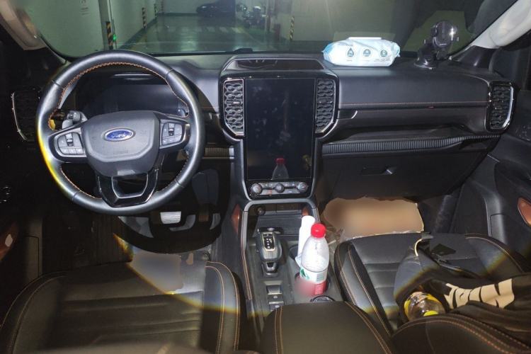 Used Ford Ranger 2023 Trailblazer 4x4 Automatic Version – Gasoline Center Console