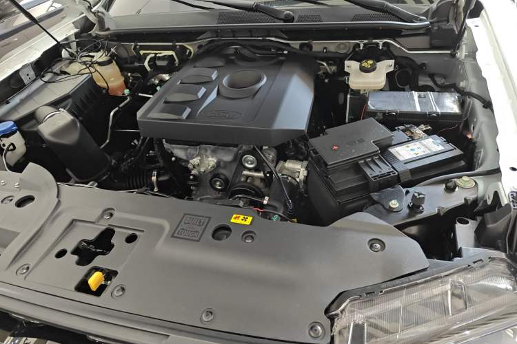 Used Ford Ranger 2023 Trailblazer 4x4 Automatic Off-Road Version – Gasoline Engine Bay
