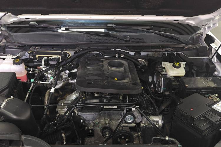Used Ford Ranger 2023 Trailblazer 4x4 Automatic Version – Gasoline Engine Bay