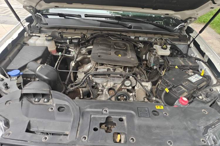 Used Ford Ranger 2023 Trailblazer 4x4 Automatic Version – Gasoline Engine Bay