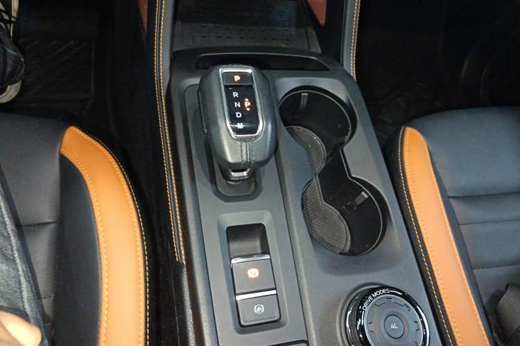 Used Ford Ranger 2023 Trailblazer 4x4 Automatic Version – Gasoline Gear Lever