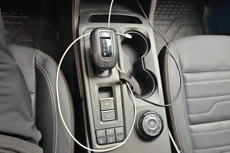 Used Ford Ranger 2023 Trailblazer 4x4 Automatic Version – Gasoline Gear Lever
