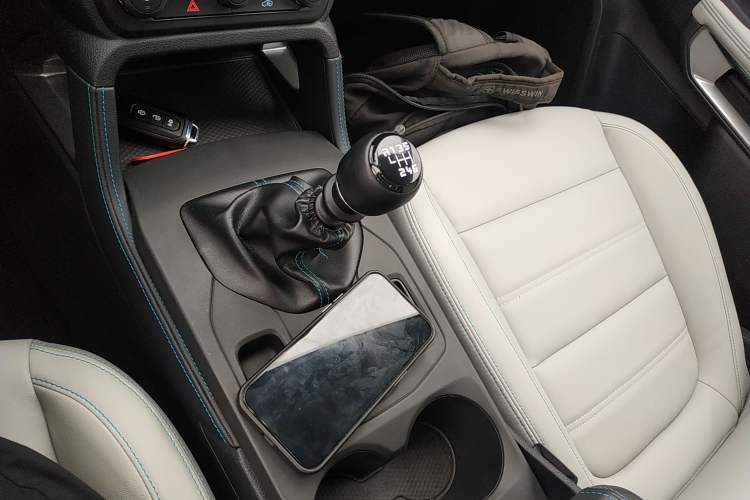 Used Ford Ranger 2023 Shanlin Two-Wheel Drive Manual Gasoline Model Gear Lever