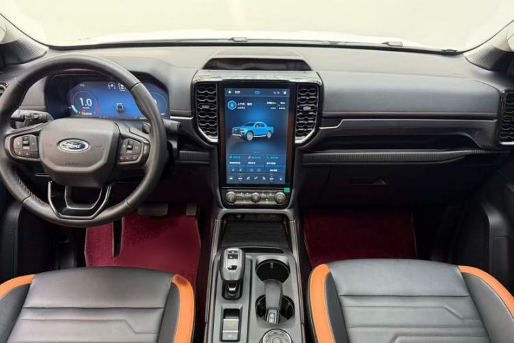 Used Ford Ranger 2023 Trailblazer 4x4 Automatic Off-Road Version – Gasoline Interior 1