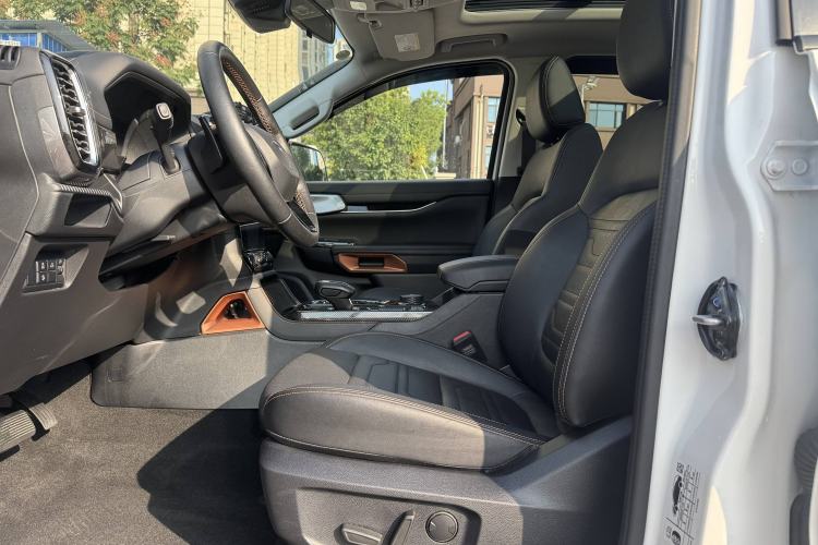 Used Ford Ranger 2023 Trailblazer 4x4 Automatic Off-Road Version – Gasoline Interior 1