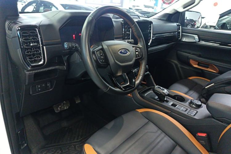 Used Ford Ranger 2023 Trailblazer 4x4 Automatic Version – Gasoline Interior 2