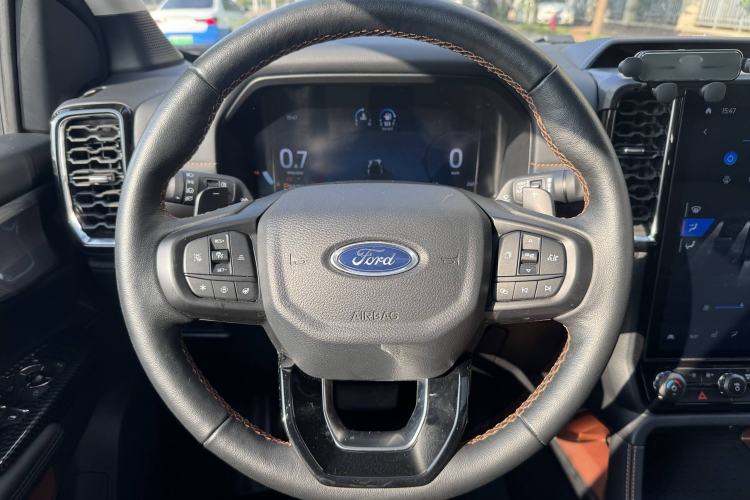 Used Ford Ranger 2023 Trailblazer 4x4 Automatic Off-Road Version – Gasoline Interior 2