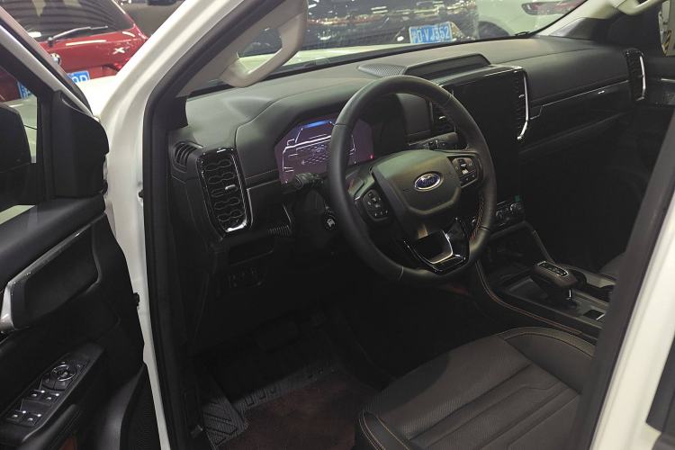 Used Ford Ranger 2023 Trailblazer 4x4 Automatic Version – Gasoline Interior 2